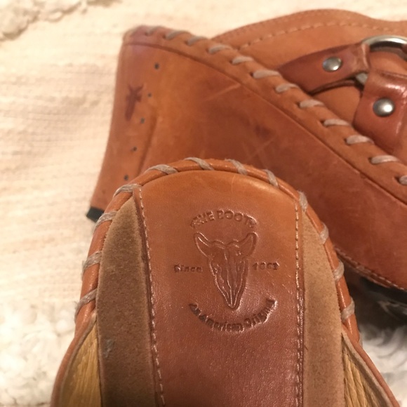 Frye clogs - Picture 3 of 6